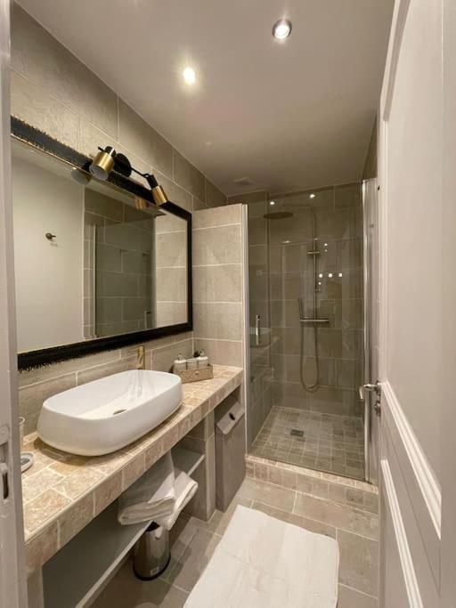 Paris15 Eme Chic Appartement Atypique Et Calme Dış mekan fotoğraf